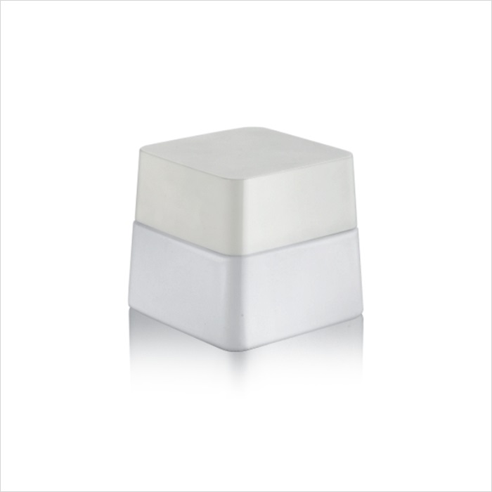 new cosmetic white square high quality body empty glass cream jar 50g container packing set