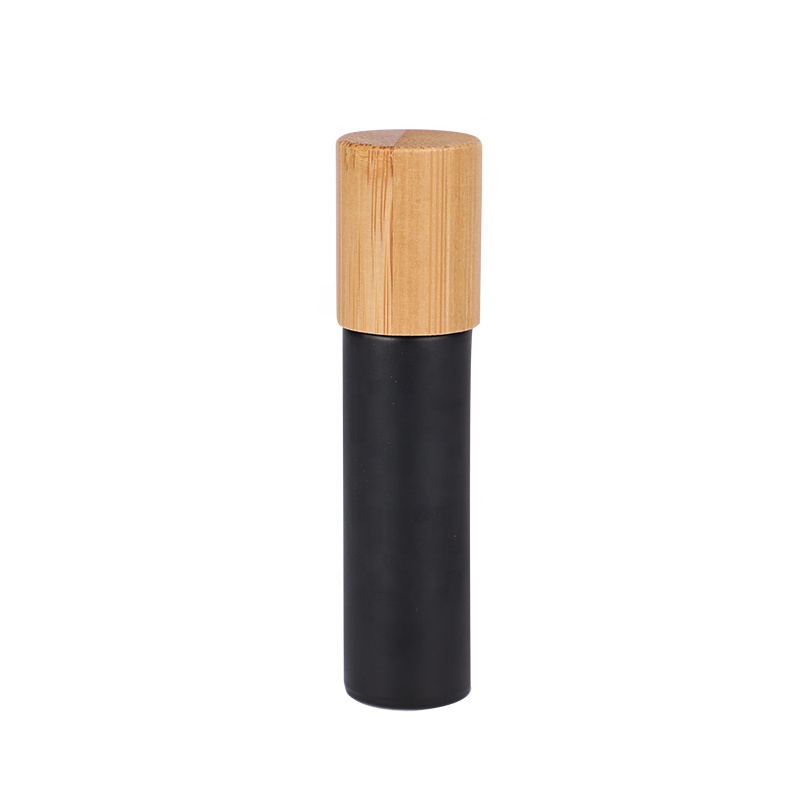 new design nature bamboo lid gemstone roller bottle refillable shiny / matt black glass oil roller bottles 10 ml