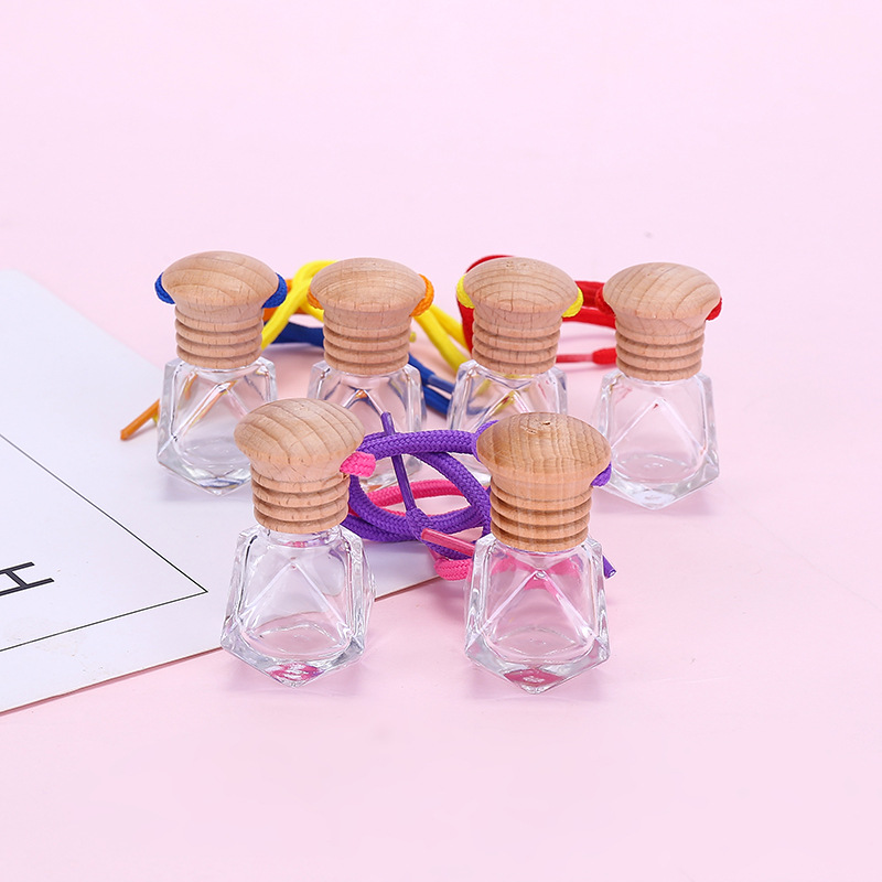 nice car bottle diffuser  car hanging creative diffusion bottle  decorative perfume bottle