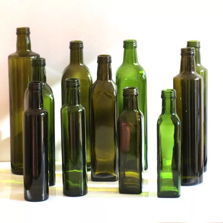 olive oil bottle The glass material is guaranteed