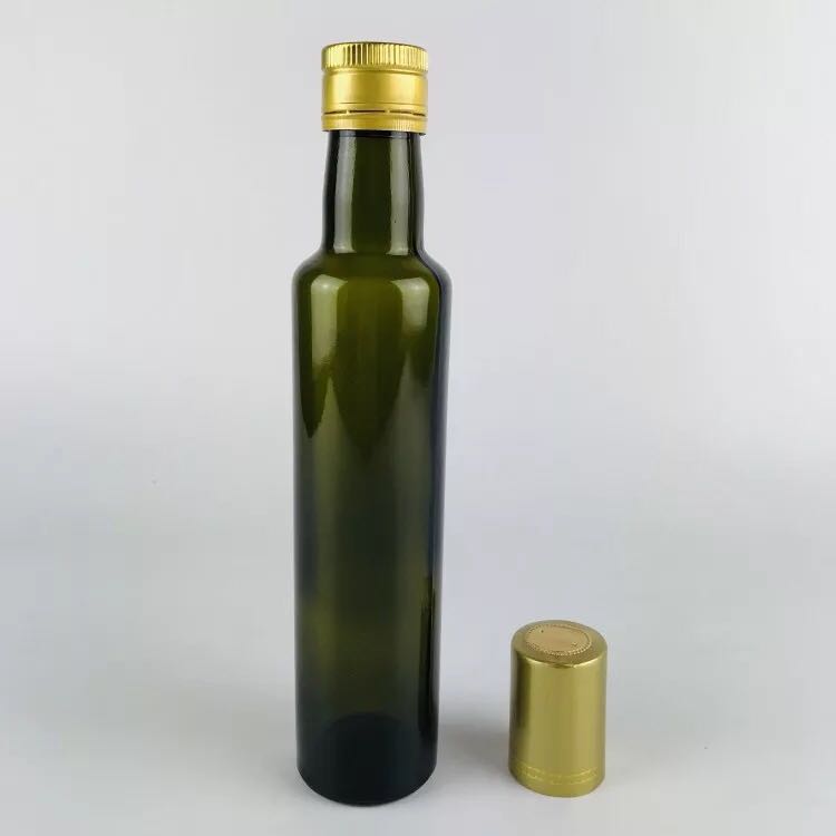 olive oil bottle The glass material is guaranteed