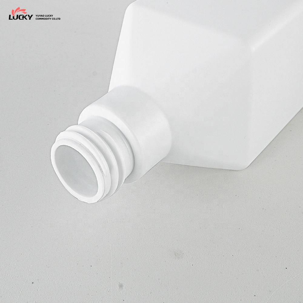 pe square pumptrigg detergent mist bottle plasticspray high quality 32 oz spray bottle