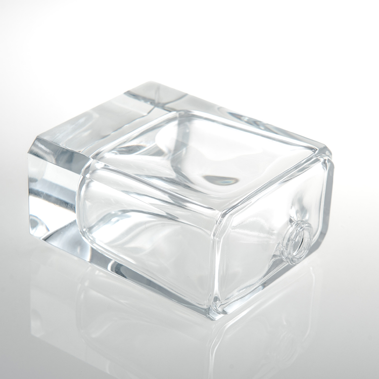 perfume bottles supplier in China perfume spray bottles glass With Crown Cap