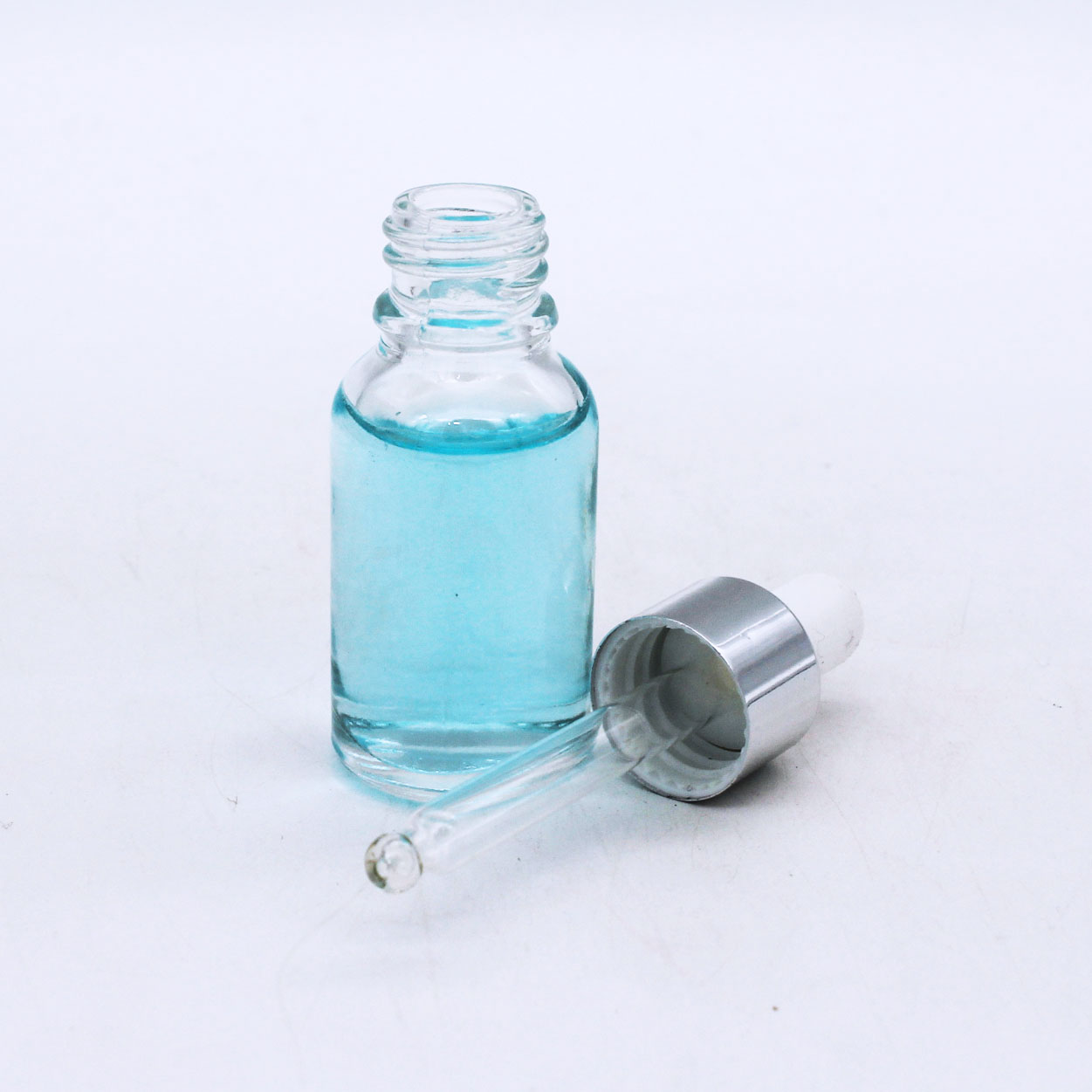 ready to ship refillable empty clear cosmetic essential oil glass dropper bottle 15ml