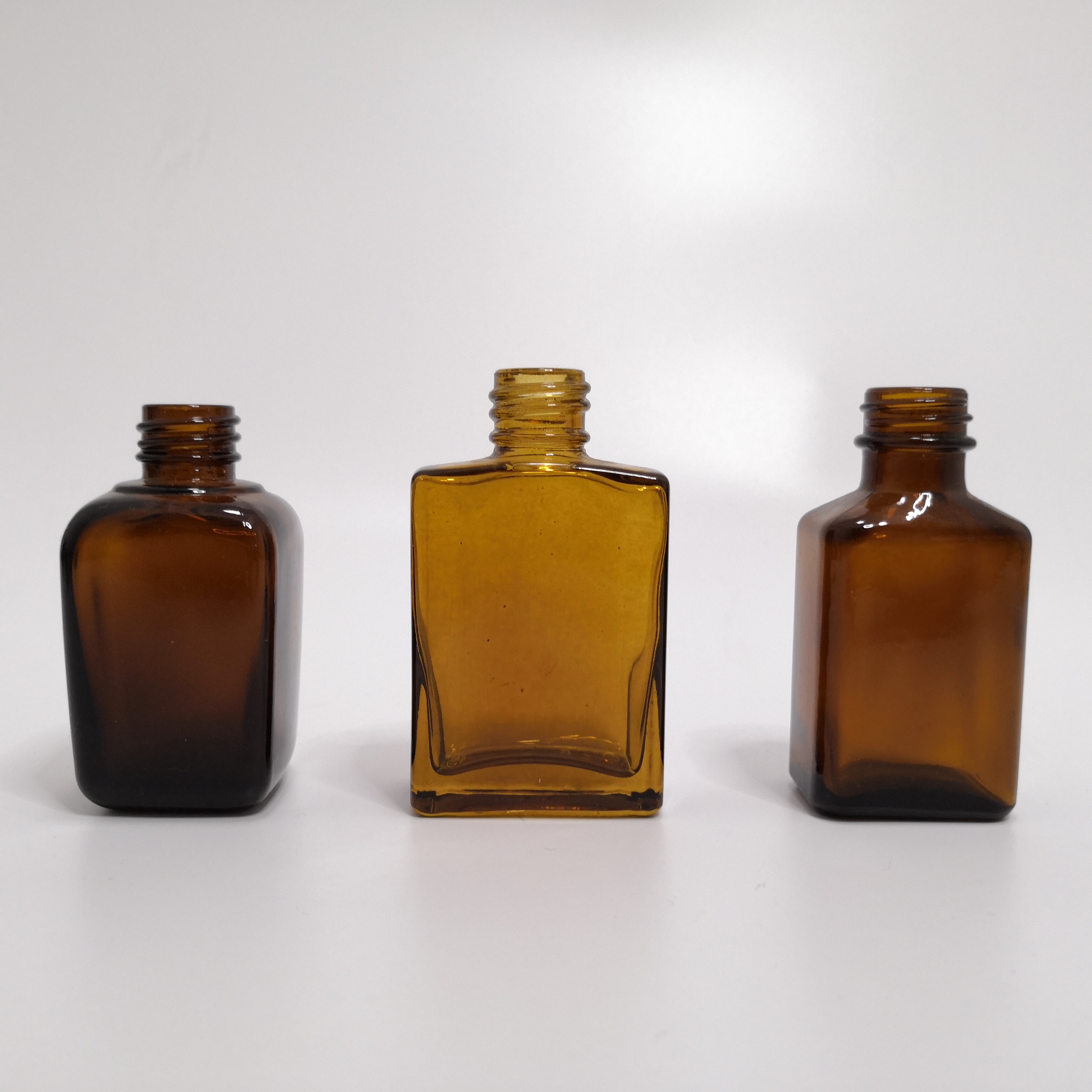 rectangular 30 ml glass essential oil bottle dropper 30ml glass square amber bottle for sale