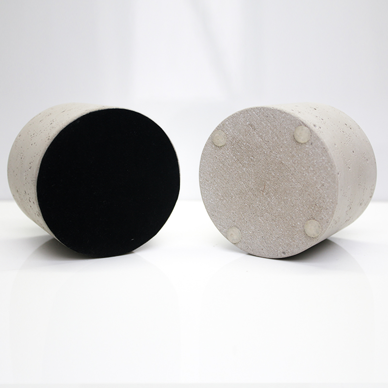 reed diffuser bottle with concrete effect the glass bottle is wrapped with concrete outside bottle and cap