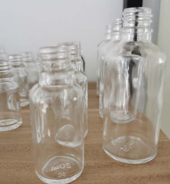 refillable 10ml clear frost glass spray bottle with mist sprayer tops Essential dropper oil serum container