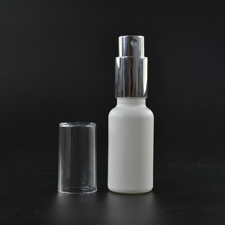 refillable 15ml 30ml 1oz 2oz 50ml 60ml matte black glass fine mist spray bottle with spray pump cap for hair spray