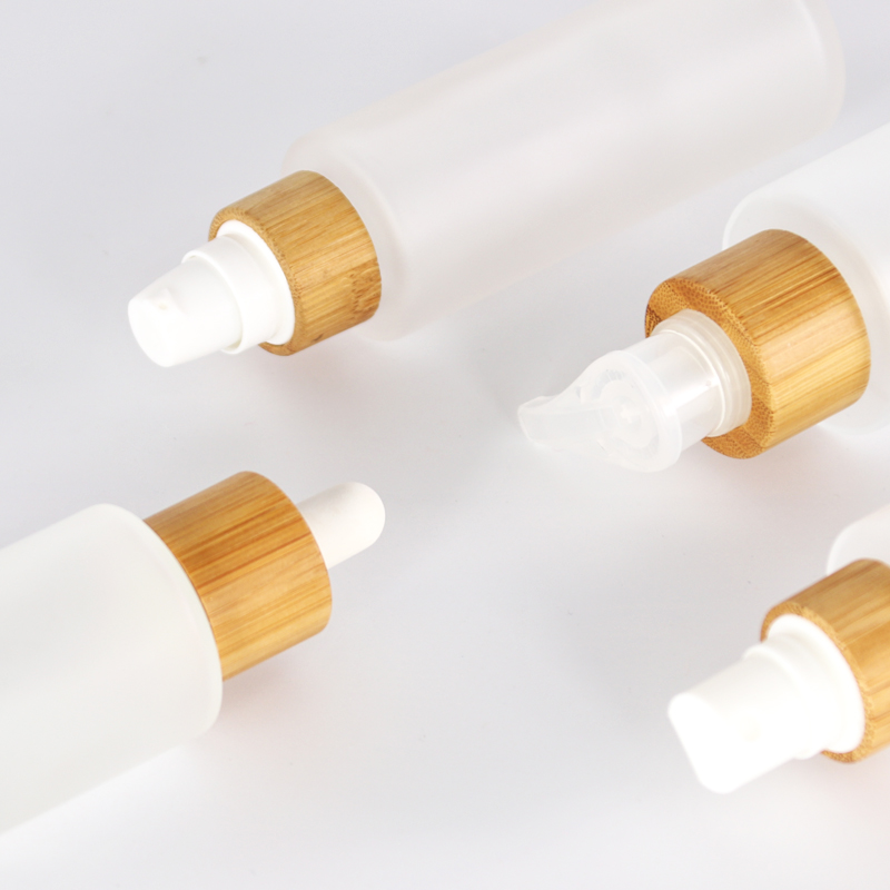 round pump wood lid cosmetic glass bottle matte Bottle With Bamboo Spray