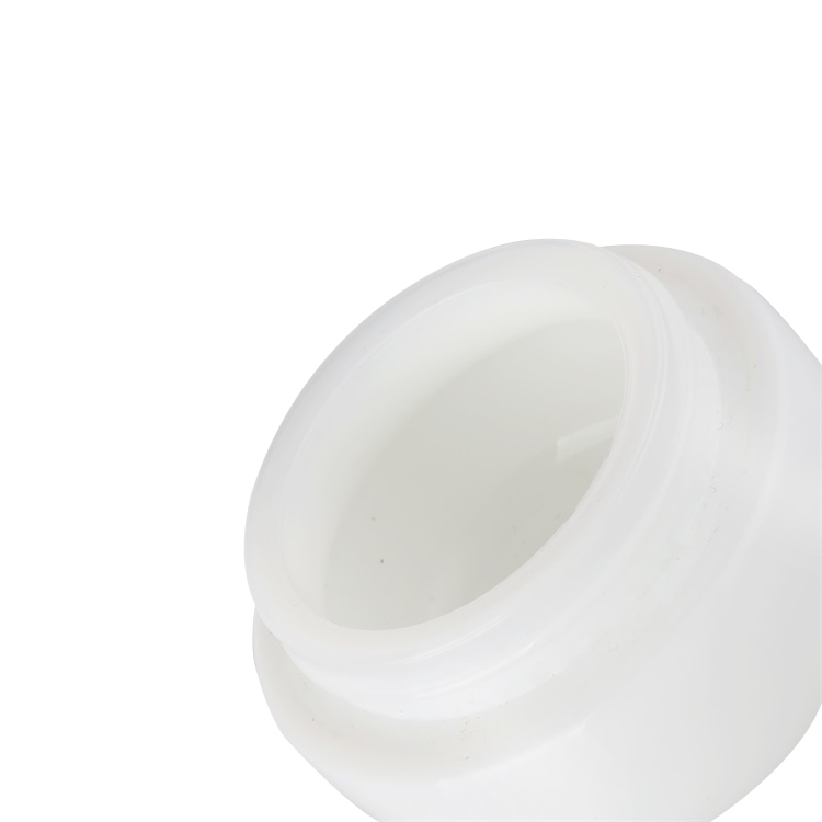 skin care cosmetic packaging 30g 50g white new design round glass jar with aluminum cap