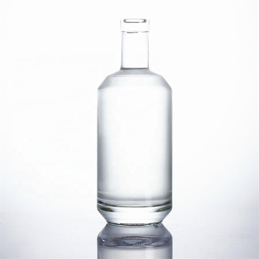 spraying engraved custom logo screw cork top rum gin tequila tall 500ml oslo bottles 700ml 750 ml glass liquor bottle