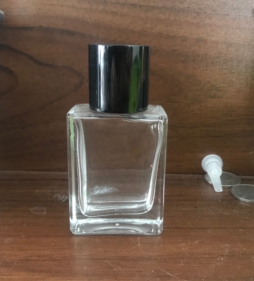 square 30ml perfume glass bottle with spray cap