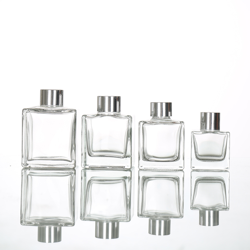 square clear empty aroma reed diffuser custom glass bottle with metal cap