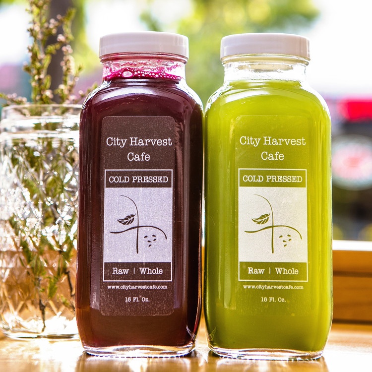 stocked wholesale 16oz 500ml clear cold pressed french square glass juice bottle beverage glass bottle with plastic lid