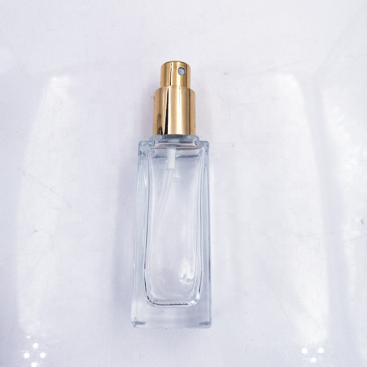 top grade square flat perfume aroma diffuser flint spray lotion flint glass bottle gold cap luxury 50ml cosmetic skin care