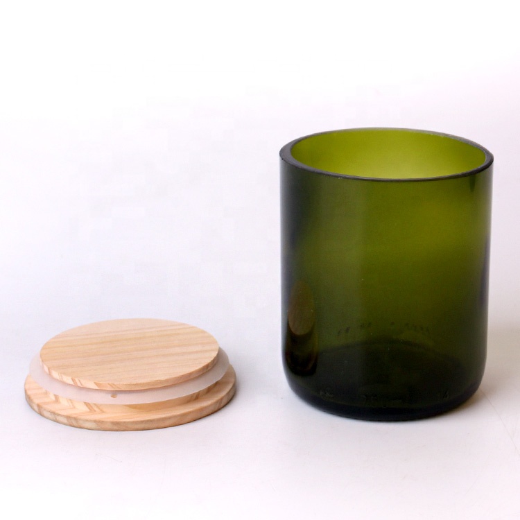 unique 300ml green glass candle jar with wooden lid for home decoration