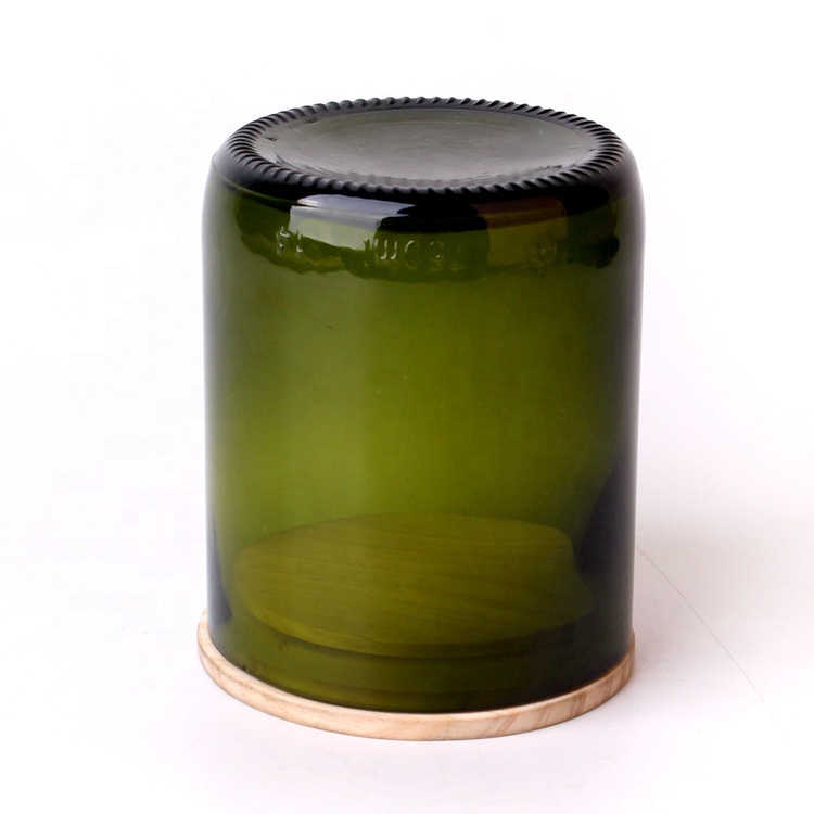 unique 300ml green glass candle jar with wooden lid for home decoration