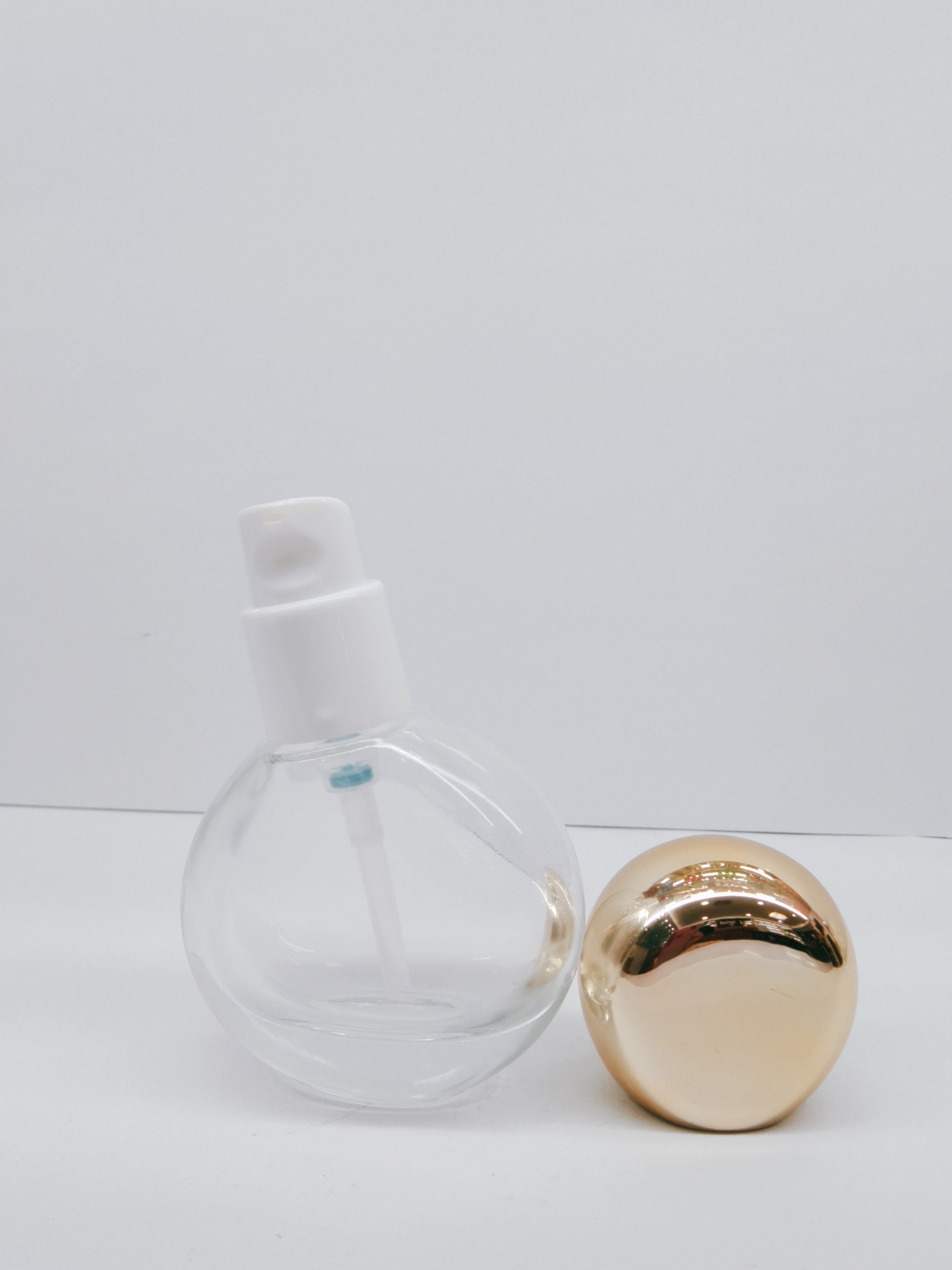 unique design liquid foundation packaging glass bottle for 30ml