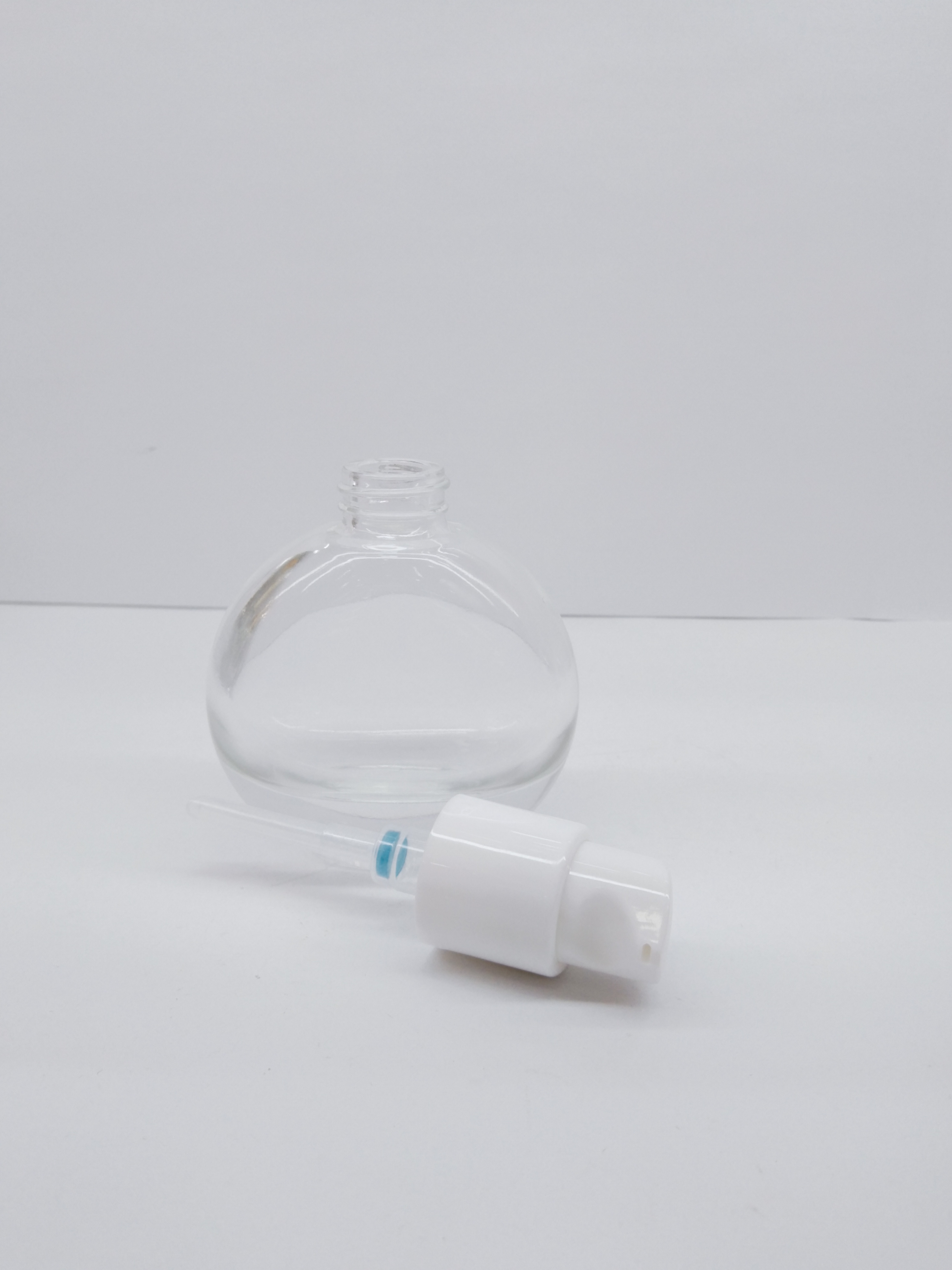 unique design liquid foundation packaging glass bottle for 30ml