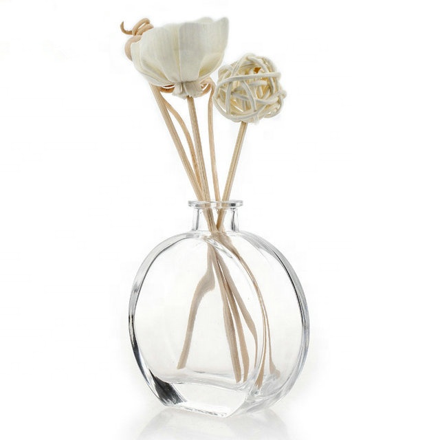 wholesale 100ml 150ml 200ml clear flat round reed diffuser glass bottle for decoration