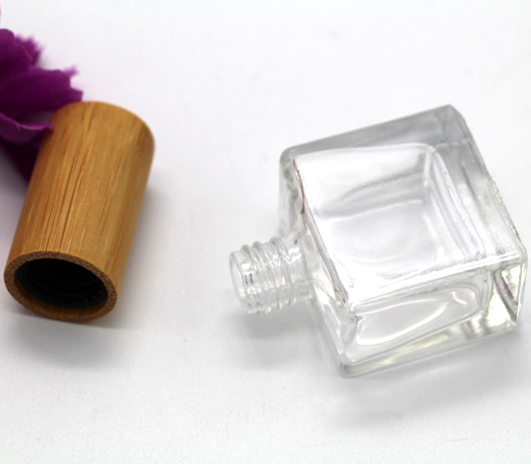 wholesale 13ml empty square screw cap glass nail polish bottle