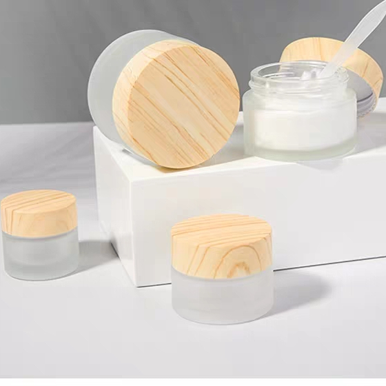 wholesale 30g frosted cosmetic skincare eye cream glass jar with Wood grain plastic cover