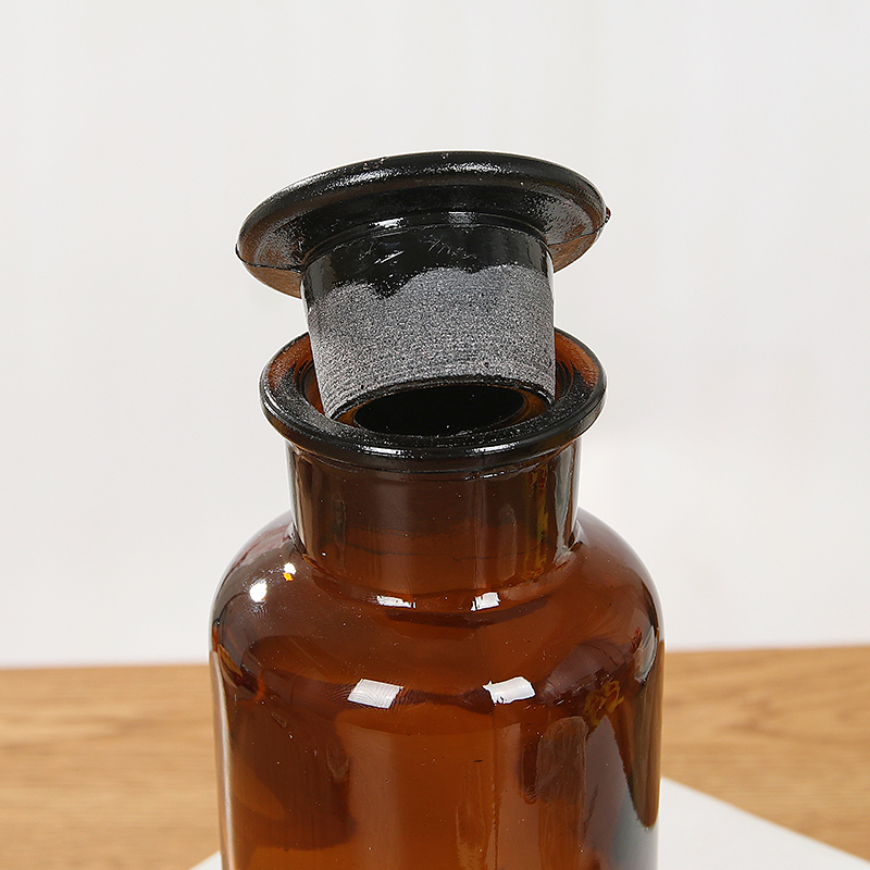 wholesale 30ml 60ml 125ml 250ml 500ml 1000ml amber glass apothecary bottles with glass lid