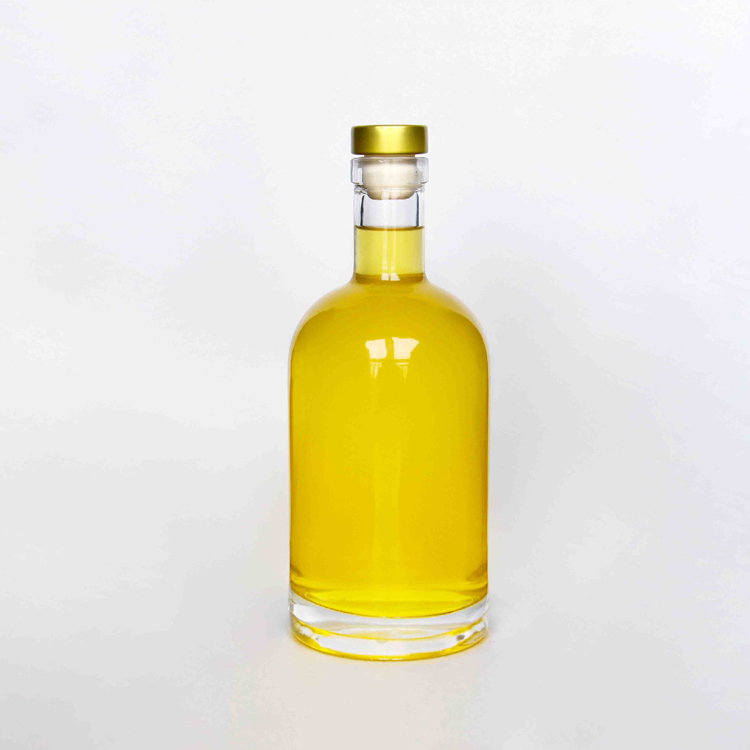wholesale 375ml 500ml 750ml glass empty vodka wine bottle with cork