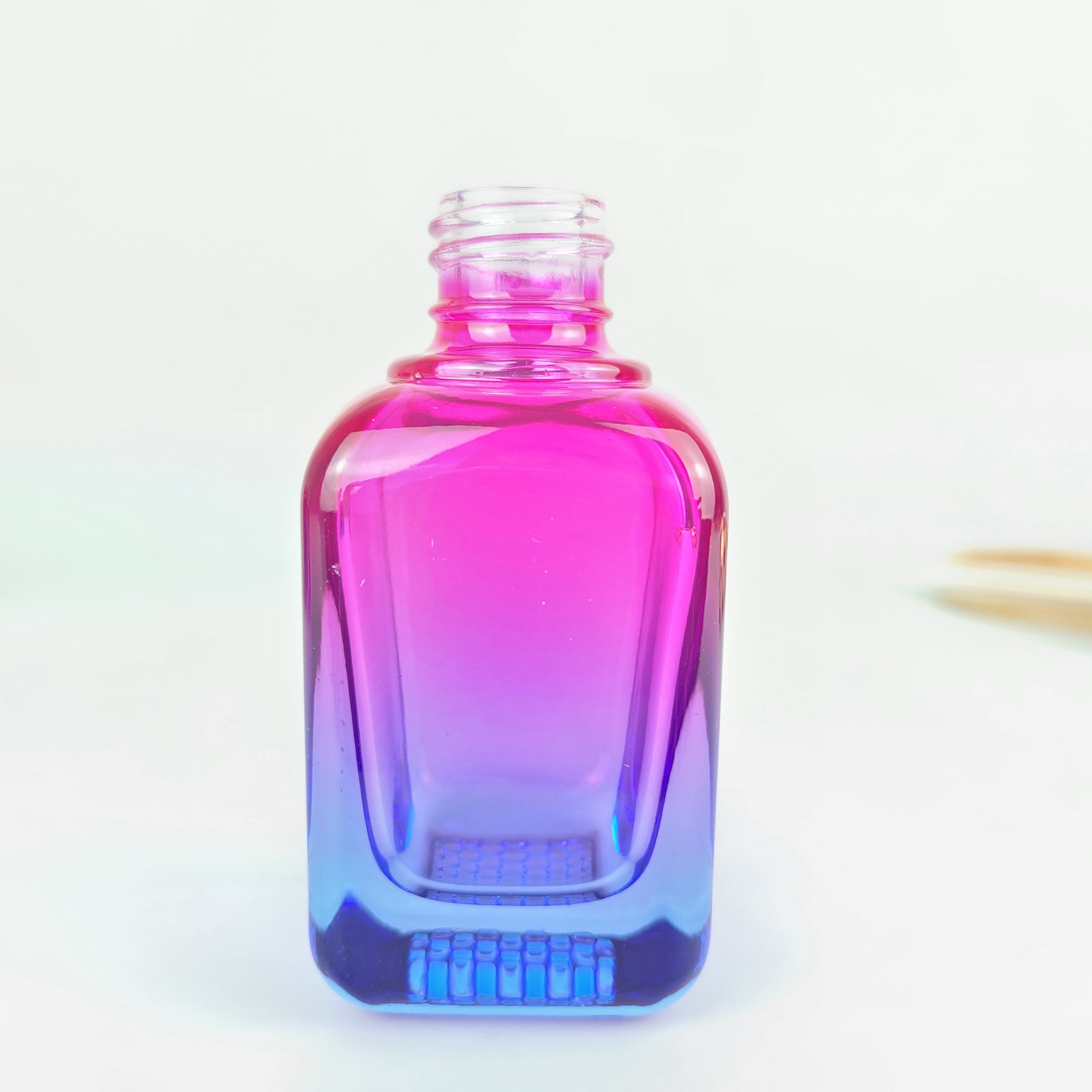 wholesale 40ml square gradient thicken glass purple essential oil dropper bottle