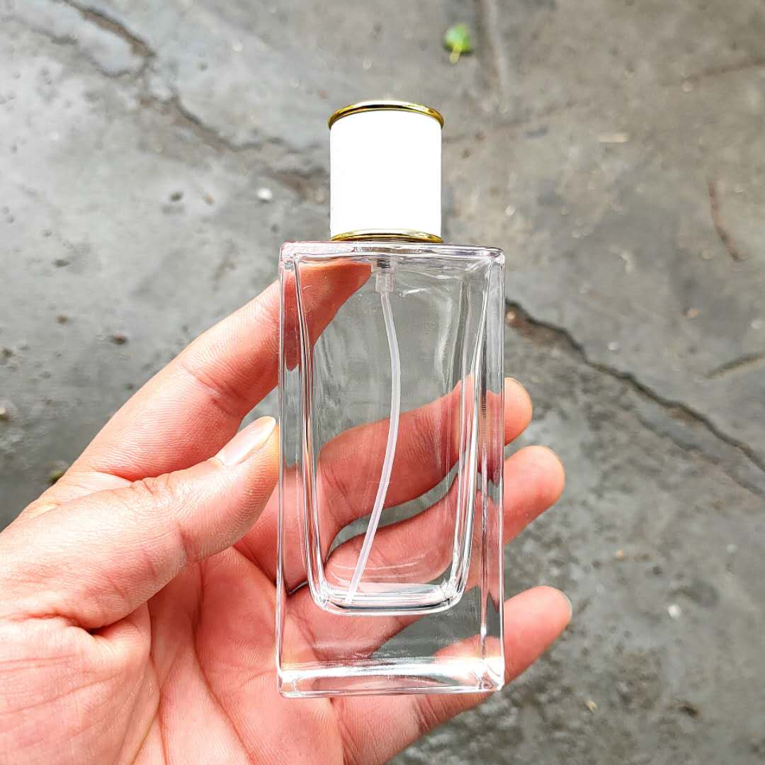 wholesale 50 ml empty square thicken bottom transparent glass perfume spray bottles