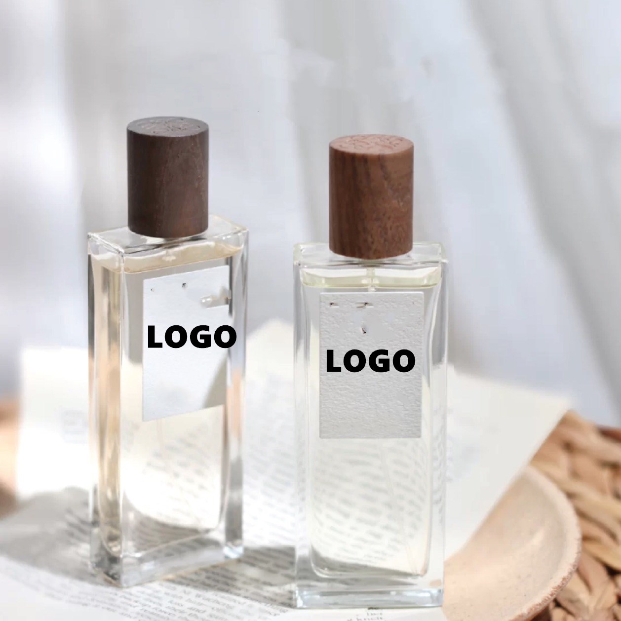 wholesale 50ml 100ml perfume bottle square bottle with wood cap