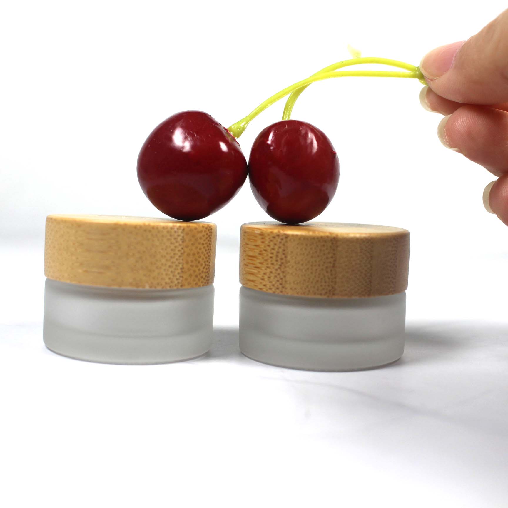 wholesale 5g miniLCosmetic frosted glass cream jar friendly ecological bamboo lid wood cap skin care packaging