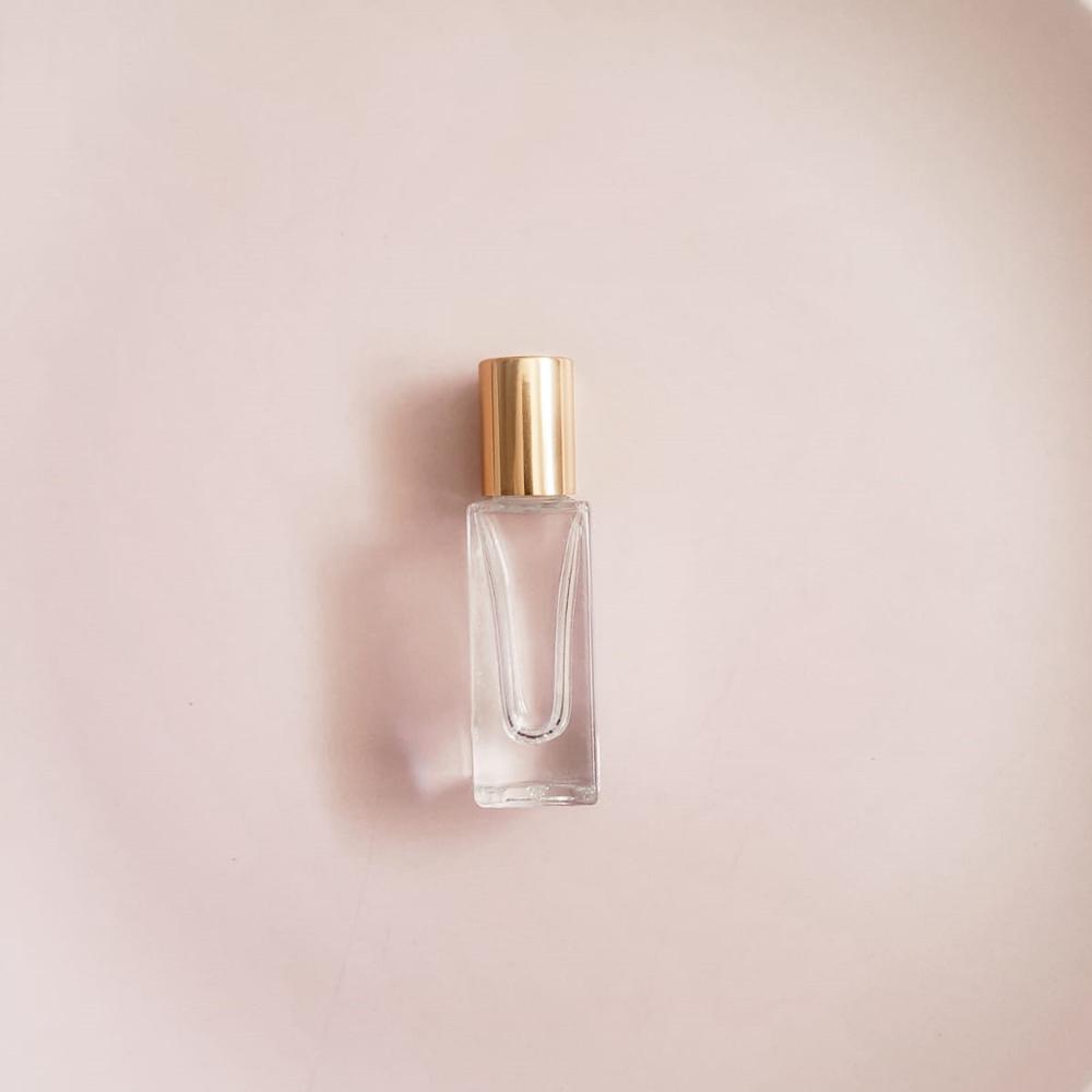 wholesale 6ml 8ml 10ml mini glass bottle perfume/essential oil roller bottle with gold lid