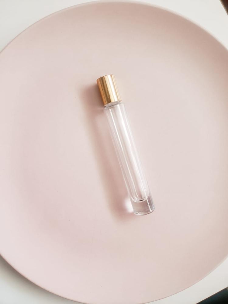 wholesale 6ml 8ml 10ml mini glass bottle perfume/essential oil roller bottle with gold lid