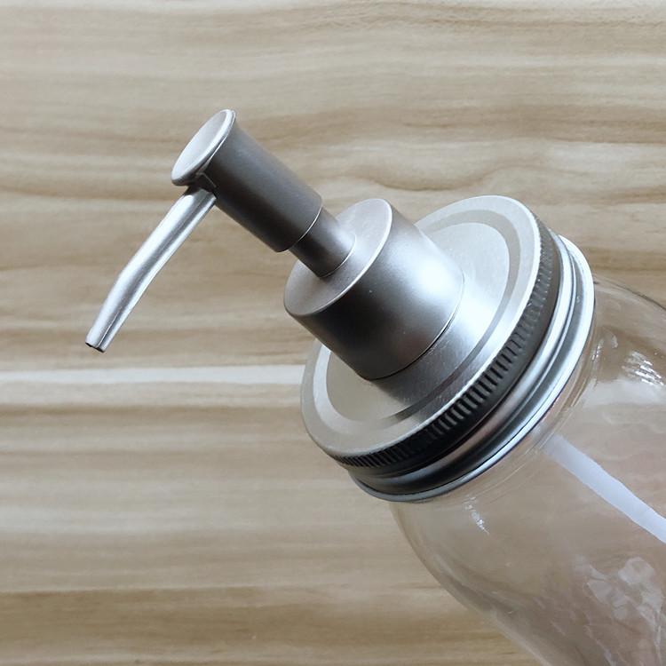 wholesale 700ml clear round glass storage jar with pump lid for shampoo
