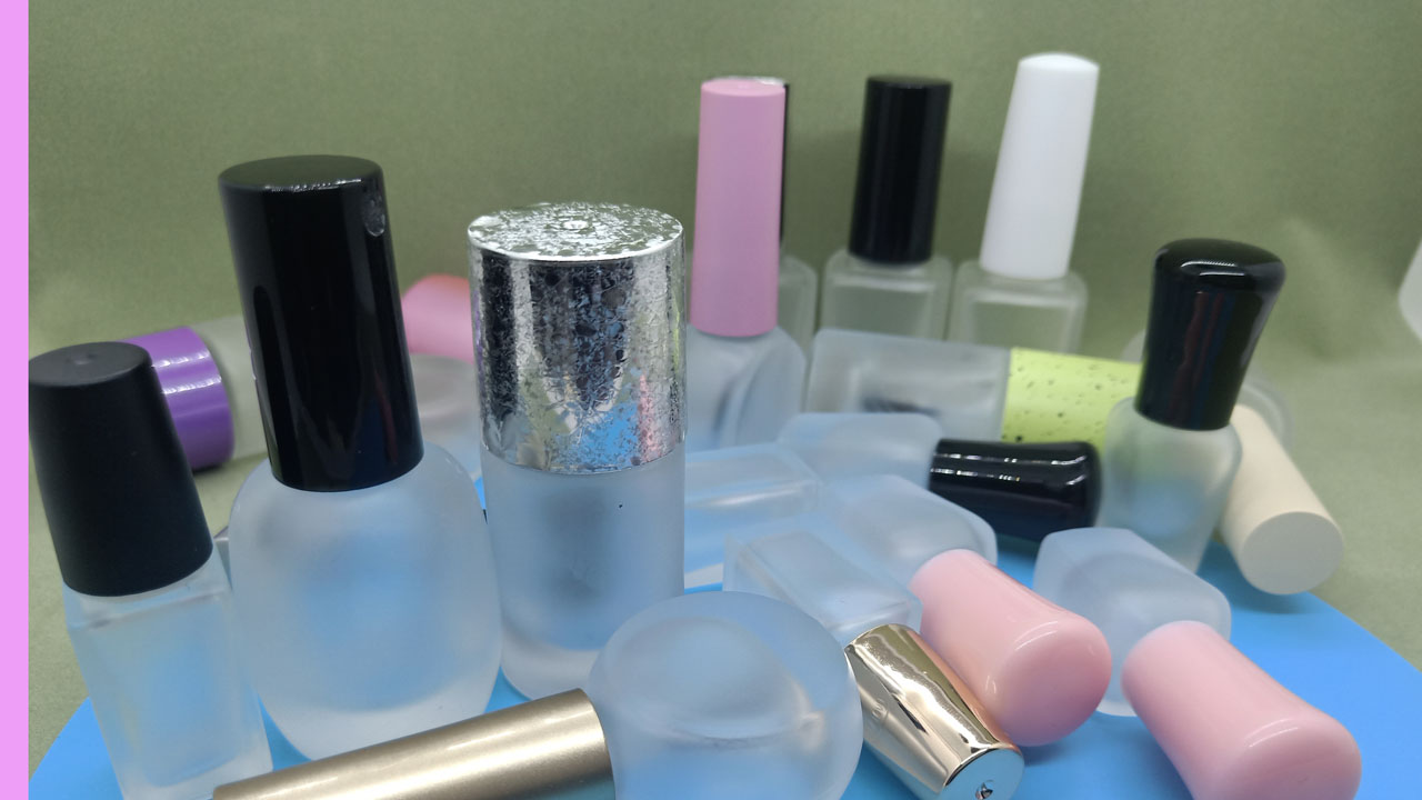 wholesale 8ml small frosted surface glass bottles for nail polish with cap and brush in china