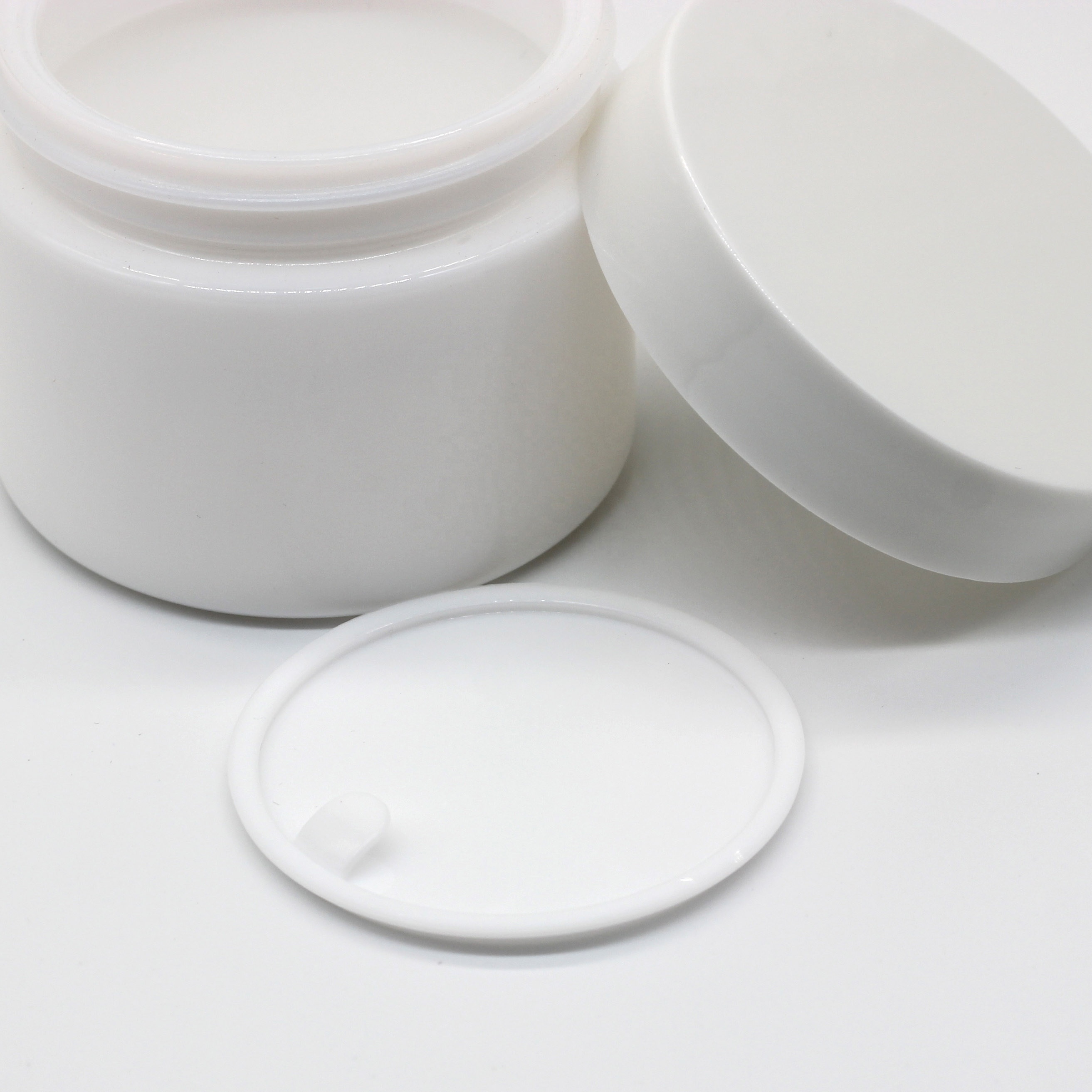 wholesale China factory 50g opal glass jar for skincare packaging