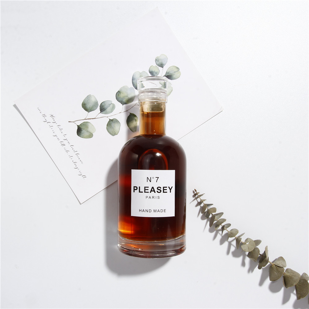 wholesale Garrafas De Vidro 750ml 250ml 500ml Glass Liquor Bottles For Spirit With Cork Top