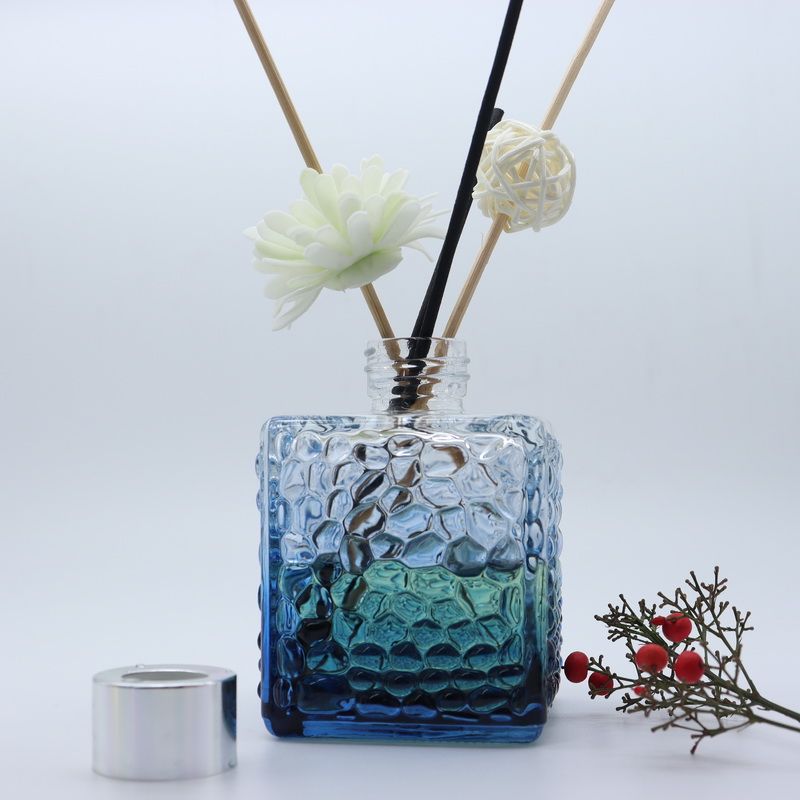 wholesale beautiful aroma empty glass 200ml 100ml reed diffuser bottle