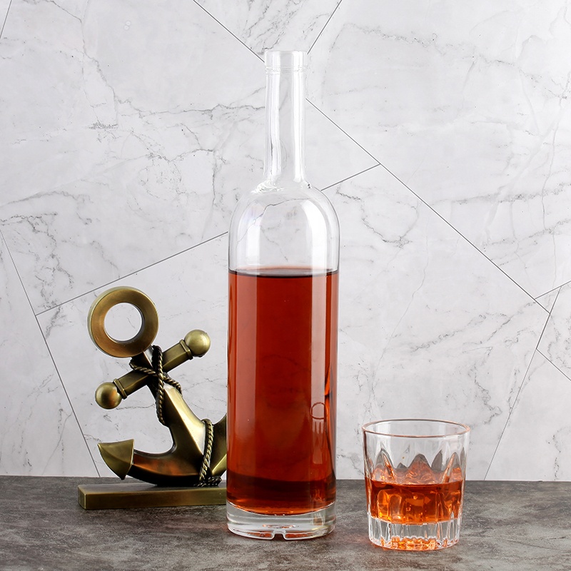 wholesale bottles for vodka gin empty glass bottle 500ml 700ml 750ml 1000ml liquor fancy custome vodka glass bottle