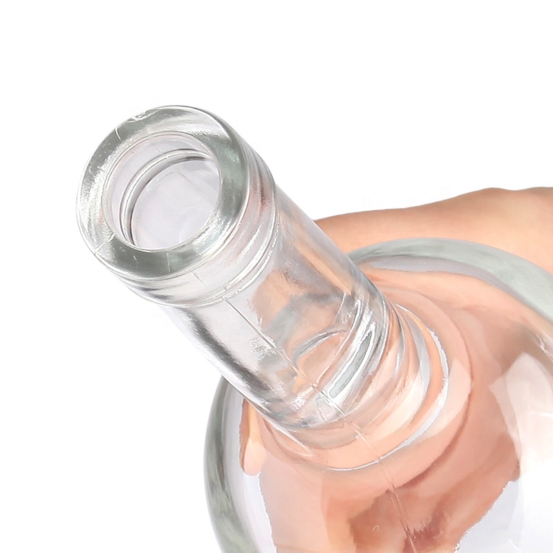 wholesale bottles for vodka gin empty glass bottle 500ml 700ml 750ml 1000ml liquor fancy custome vodka glass bottle