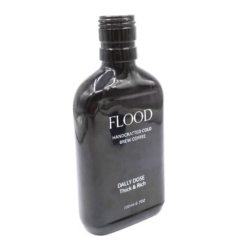 wholesale cheap price flat hip flask 200ml black glass bottle with scrwe cap for beverage juice cold brew coffee