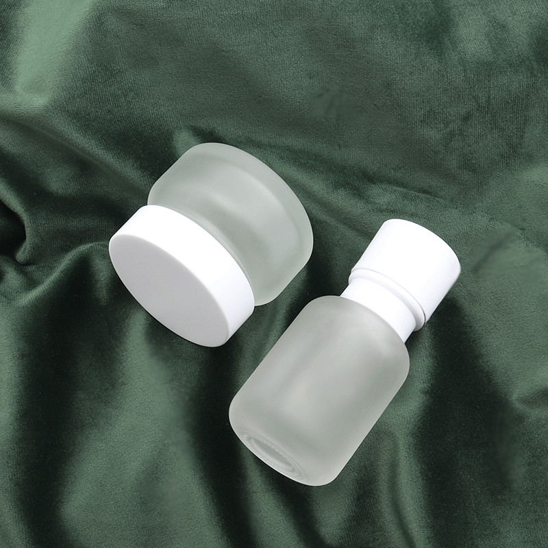 wholesale custom color luxury cosmetic containers packaging manufacturer 50g glass cream jar