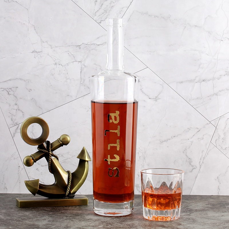 wholesale custom wine glass bottle 500ml 700ml 750ml 1000ml whiskey liquor square vodka glass bottle