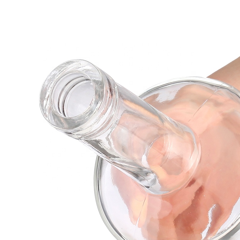 wholesale custom wine glass bottle 500ml 700ml 750ml 1000ml whiskey liquor square vodka glass bottle