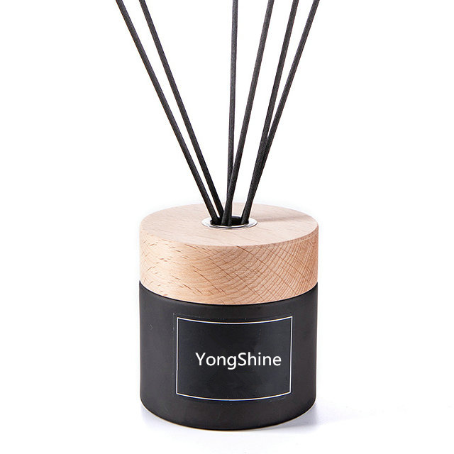 wholesale frosted black air fresheners perfume reed diffuser glass bottles with wood screw cap