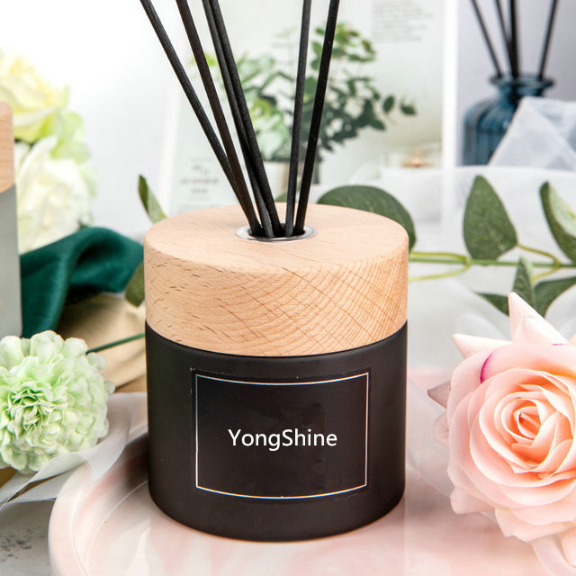 wholesale frosted black air fresheners perfume reed diffuser glass bottles with wood screw cap