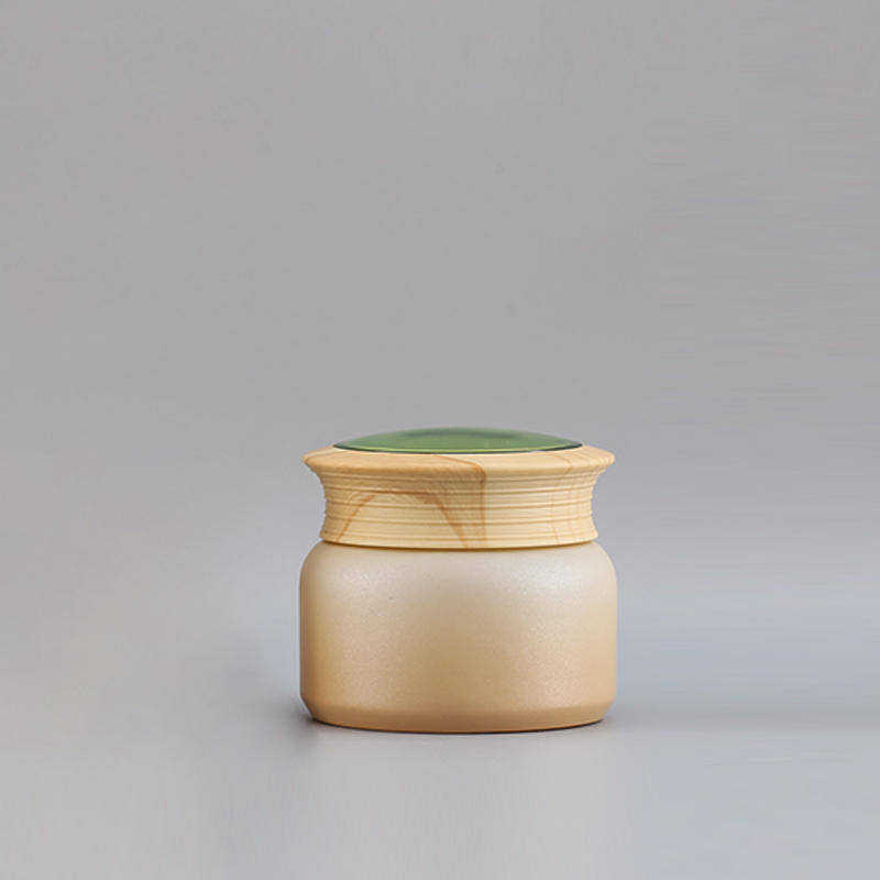 wholesale green luxury cosmetic glass jar 50ml cream jar containers with glass jar bamboo lids