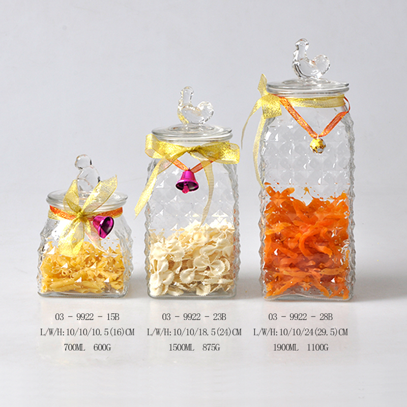 wholesale hot selling transparent double bottom glass food cookie storage with colorful ceramic lid use for kitchen