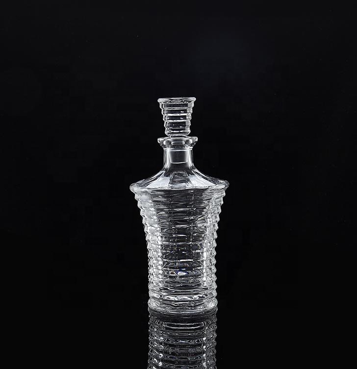 wholesale lead free crystal glass perfume bottle for arabic oud